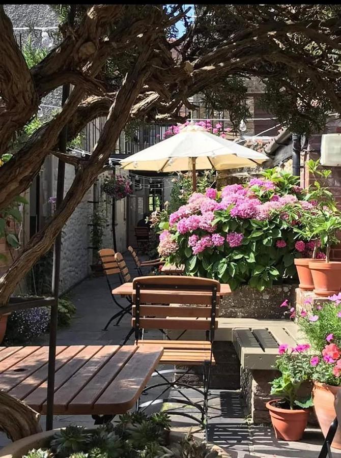 The Plume Of Feathers Inn