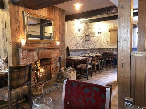 Inn The Plume Of Feathers